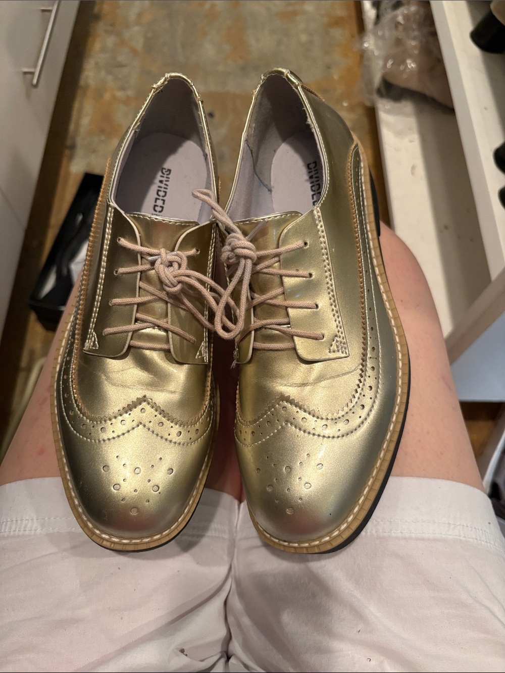 Women’s Divided Metallic Gold Wingtip Oxford Flats